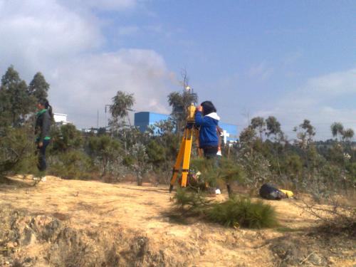 �y(c��)�L����